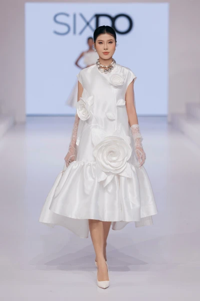 fashion-show 0783SIXDO WEDI FOTO KIENGCAN .jpeg